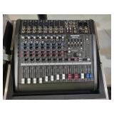 Mackie DFX-12 mixer
