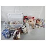 Trims (beads, lace, etc), wood beads