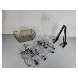 Plate stands, hangers, metal baskets