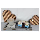 cutting boards, tray, camper dï¿½cor