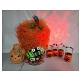 Halloween wreath & dï¿½cor