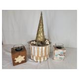 Christmas centerpiece, & 2 candles snowman head
