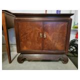 Vint Broyhill Walnut 2 Door Server 31"Wx16"Dx29"H