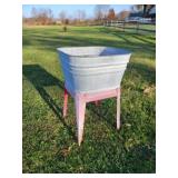 Single Washtub on Stand 20 x 24