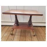 Walnut Lamp Table Glas/Ball Claw Feet