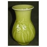 1946 Rookwood 6830 vase yellow/green Daffodil