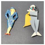 READ Grande Broche Mousse Foam Pin & 80's Acrylic