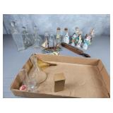Apothecary jars figurines nick knacks