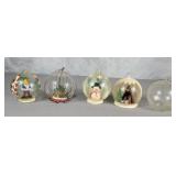 Diorama hand painted & wire ornaments
