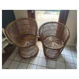 WICKER CHAIS