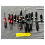 SNAP ON SCREWDRIVERS