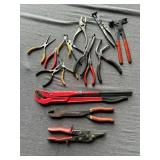 MISC PLIERS AND TOOL LOT