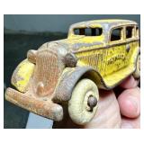 ARCADE 1933 PLYMOUTH SEDAN - CHICAGO WORLD