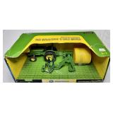 JOHN DEERE 950 BACKHOE & BALE MOVER MIB 1:16 ERTL