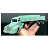 (5) TOOTSIETOY TRUCKS - 1940