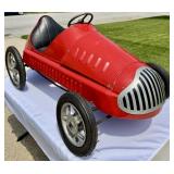 FERRARI PEDAL CAR