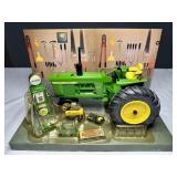 JOHN DEERE MODEL 4020 RESTORARION TRACTOR MIB ERTL
