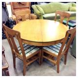 Round Oak Pedestal Table & (4) Chairs