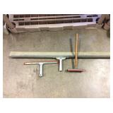 (3) Squeegees