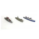 (2) Tootsie Toy Ships / Manoil Submarine