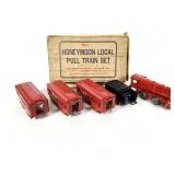 Honeymoon Local, Pull Train Set