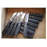 12 Steak Knives