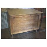 Lg Wood Chest 37 x 45 x 14