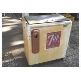 7 - Up Cooler  "Untested" 38 x 24 x 20