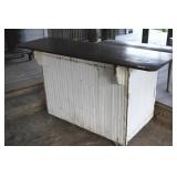 Rolling Outdoor Bar  42" x 72" x 36"