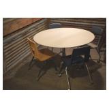48" Rd Pedestal Table & 4 Rolling Chairs