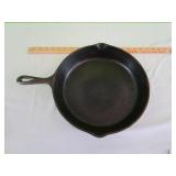 3 Notch Lodge Cast Iron Skillet 10