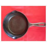Unmarked Wagner No 5 Skillet 8' E
