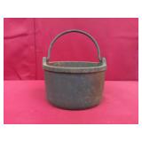 Cast Iron Smelting Pot  3.2 lbs  2.5' x 4' d