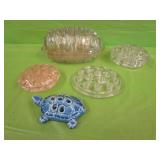 4 Flower Frogs & 1 Turtle - Lg Frog has 1910