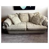 Gold 2 Cushion Sofa w/ Pillows