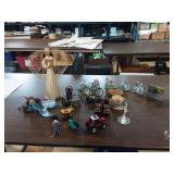 Ladies Knickknacks