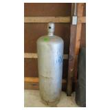 100 Gallon Propane tank