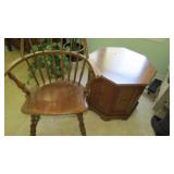 Columbia Octagon table and chair