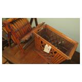 2 Magazine racks