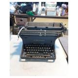 Vtg 1952 Underwood SS Typewriter