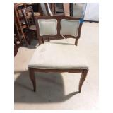 Vintage Wide ArmlessChair