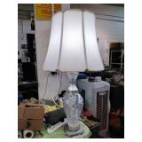 Elegant Crystal Etched Glass Table Lamp