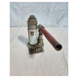 Pro-Lift 2-Ton Hydraulic Bottle Jack.