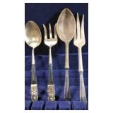 Silverplated items in this lot, Oneida, and more