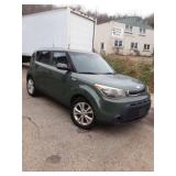 2014 Kia Soul green color 4 door