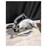 Black and Decker 7-1/4 Circular Saw