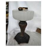Aladdin Model B-120 Majestic kerosene lamp
