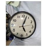 Seth Thomas Round Wall Clock