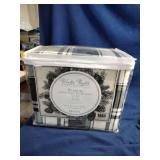 New Winter Nights Collection Flannel Sheet Set Que