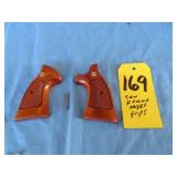 S&W Grips